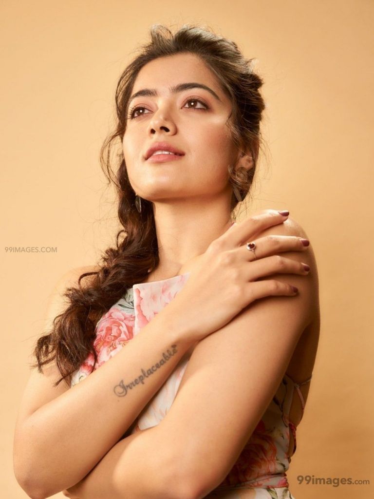 Free download [75] Rashmika Mandanna Beautiful HD Photo Mobile Wallpaper [1025x1316] for your Desktop, Mobile & Tablet. Explore Rashmika Samsung Mobile Wallpaper. Rashmika Samsung Mobile Wallpaper, Samsung Mobile Wallpaper