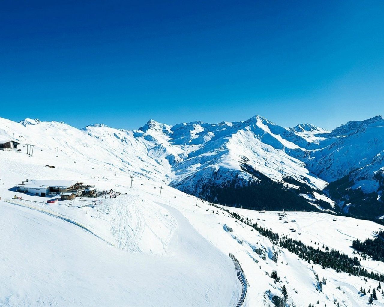 Download wallpaper 1280x1024 snow, mountains, winter, white standard 5:4 HD background