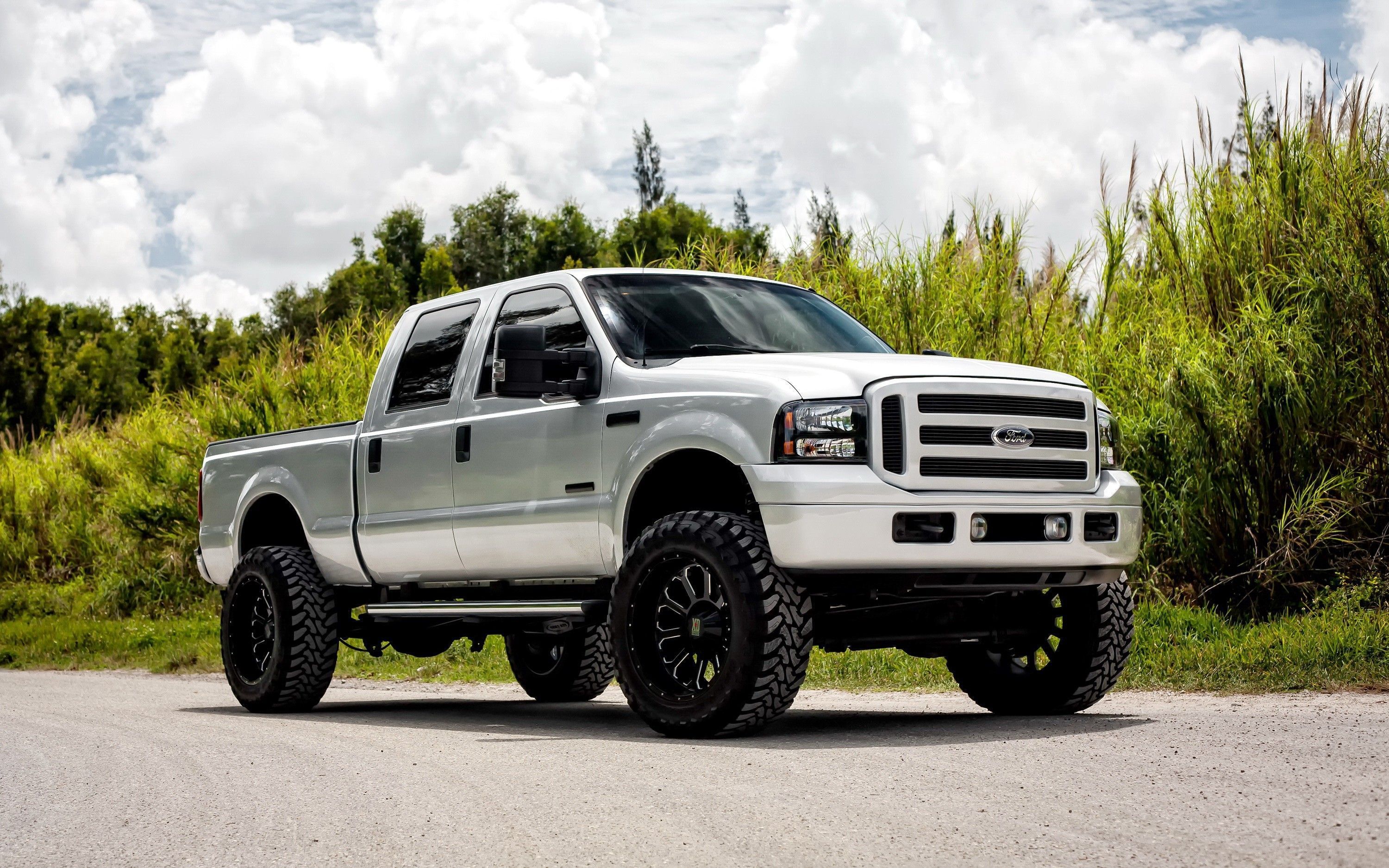 Lifted Ford F150 Wallpaper