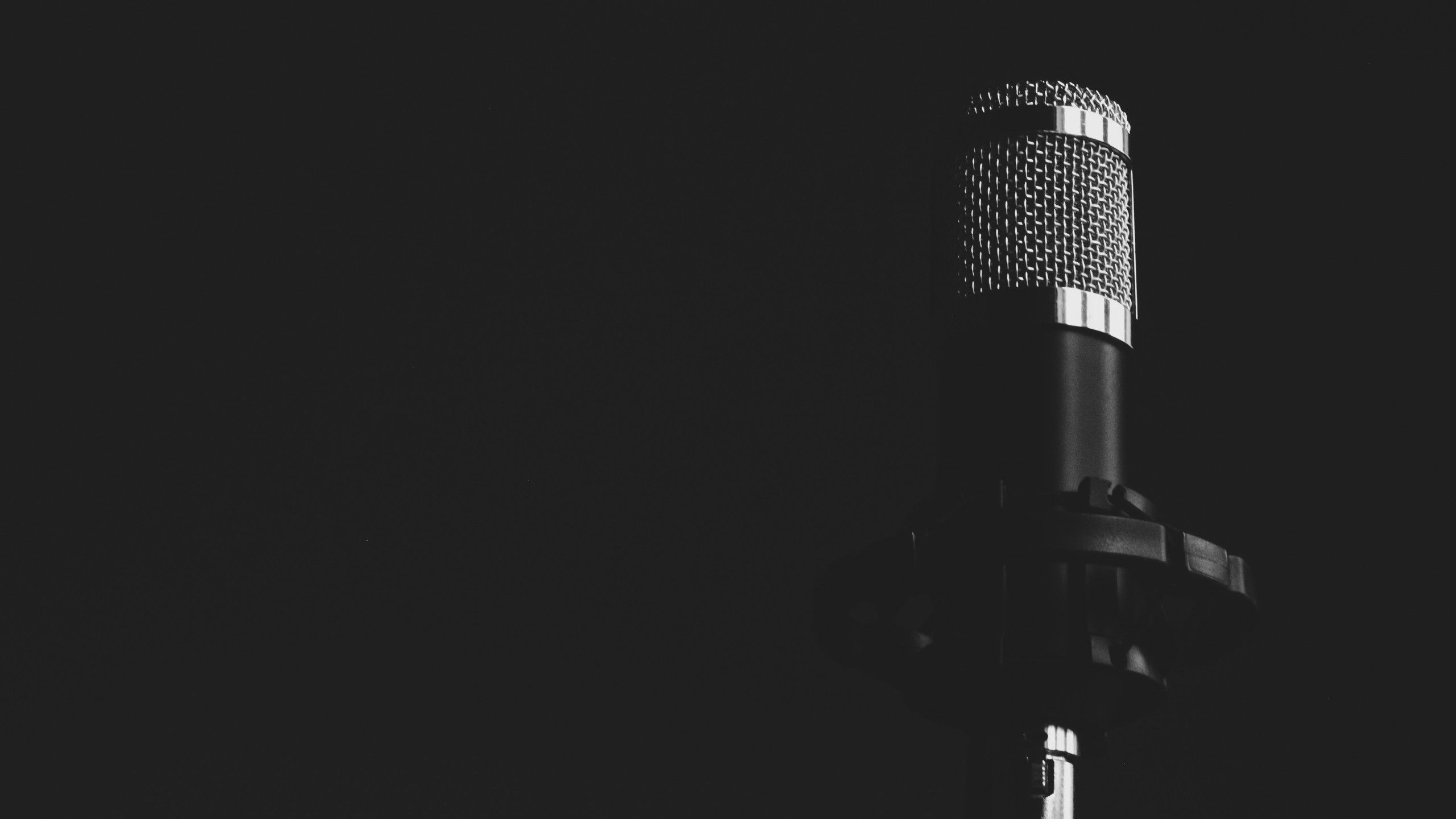 Download 2560x1440 Microphone, Monochrome, Music, Recording, Stand Wallpaper for iMac 27 inch
