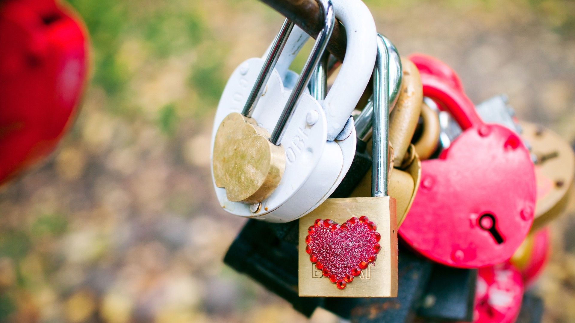 Love Locks Desktop Wallpaper 49167 1920x1080px