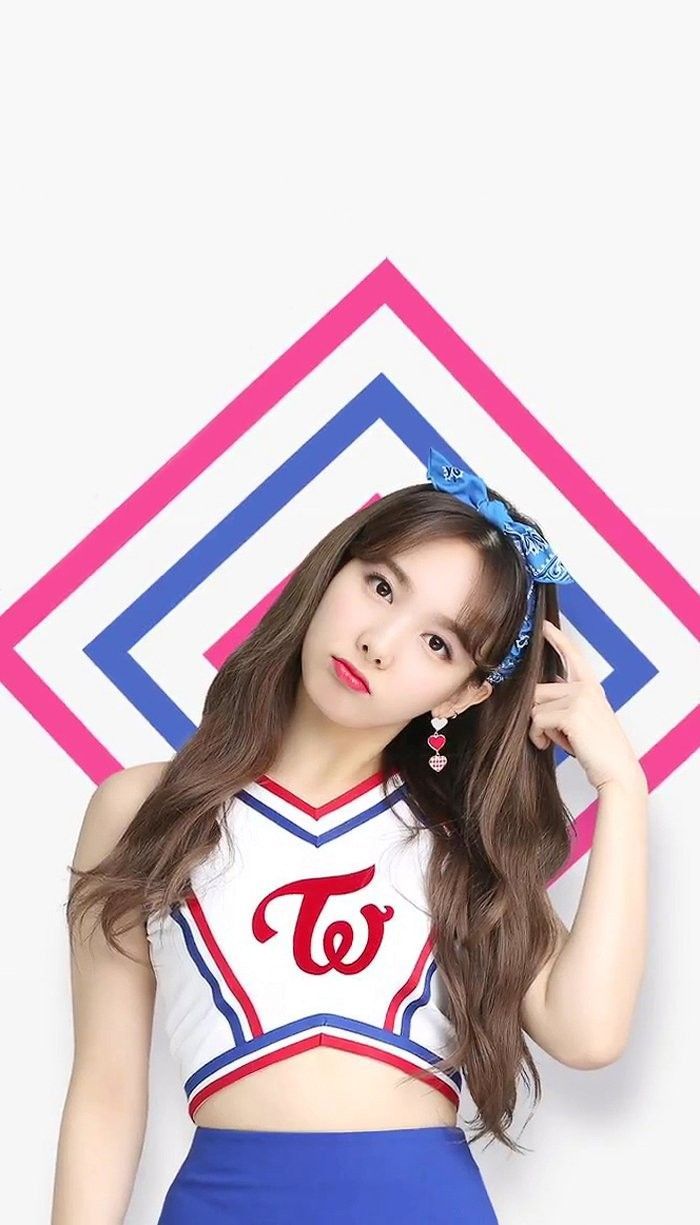TWICE公式ゲームアプリTWICE -GO! GO! Fightin' (wallpaper). Twice ツウィ, 韓国 女の子, Twice ナヨン