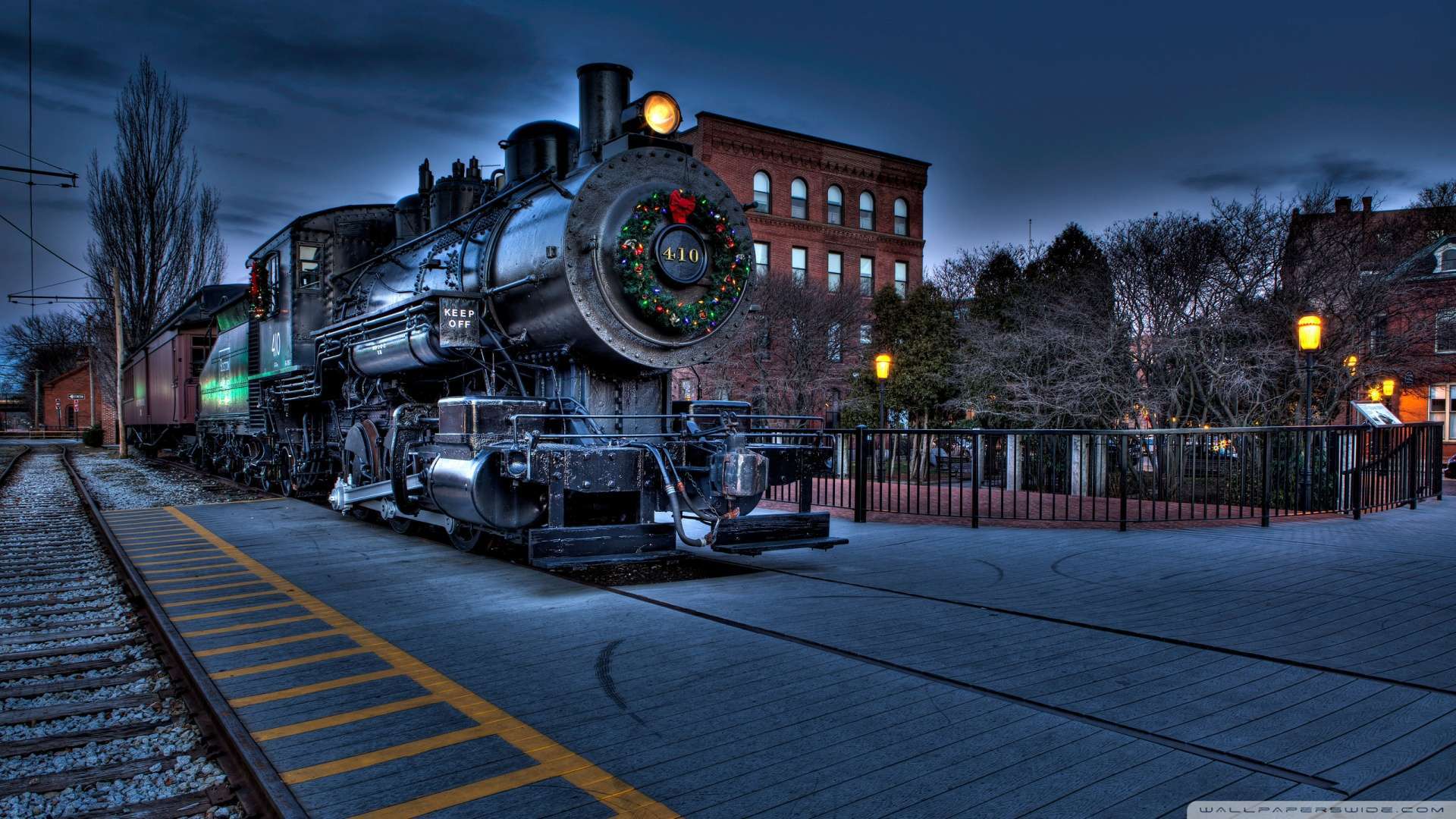 Christmas Train Desktop Wallpaper