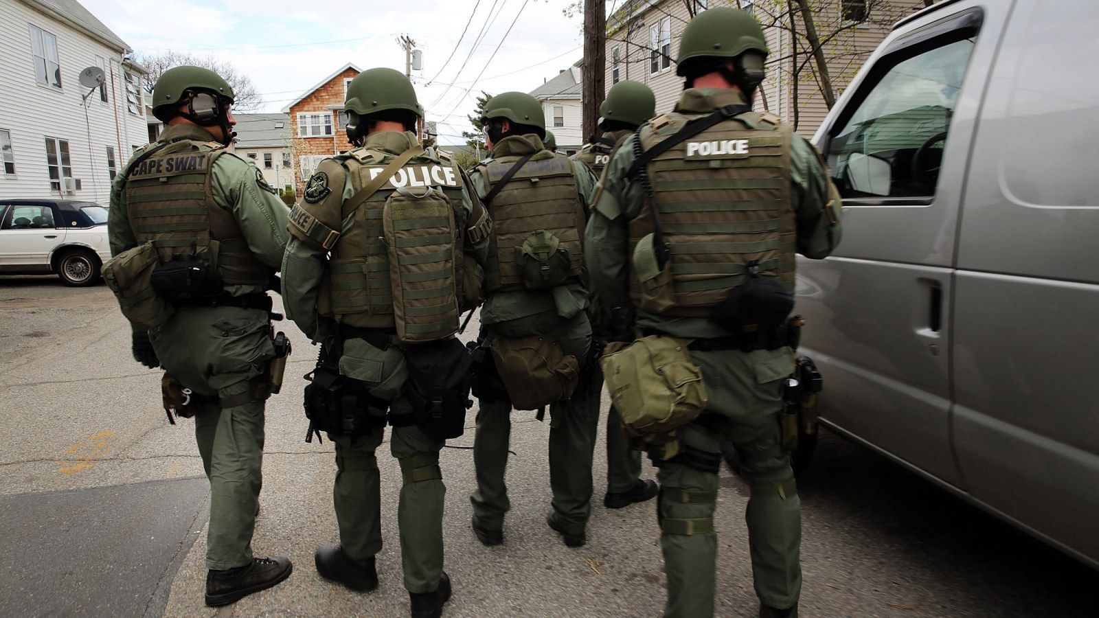 All Members of SWAT Team in Florida City Resign, Including Police Union President, Over Chief Kneeling With Protesters