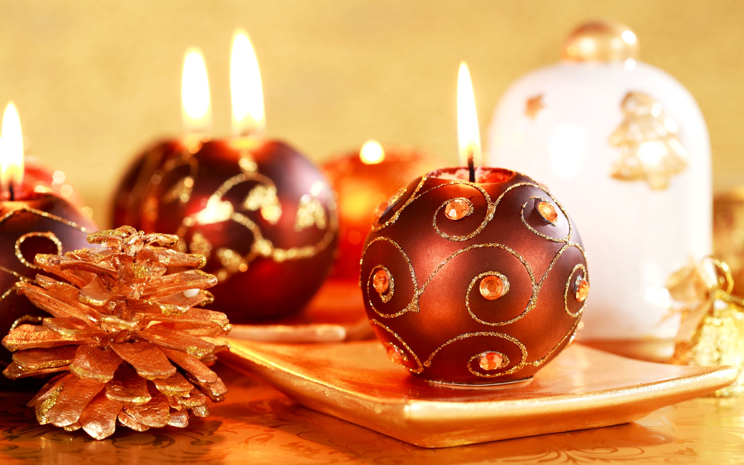 Christmas and Happy New Year Candles Wallpaper Wallpaper 94291