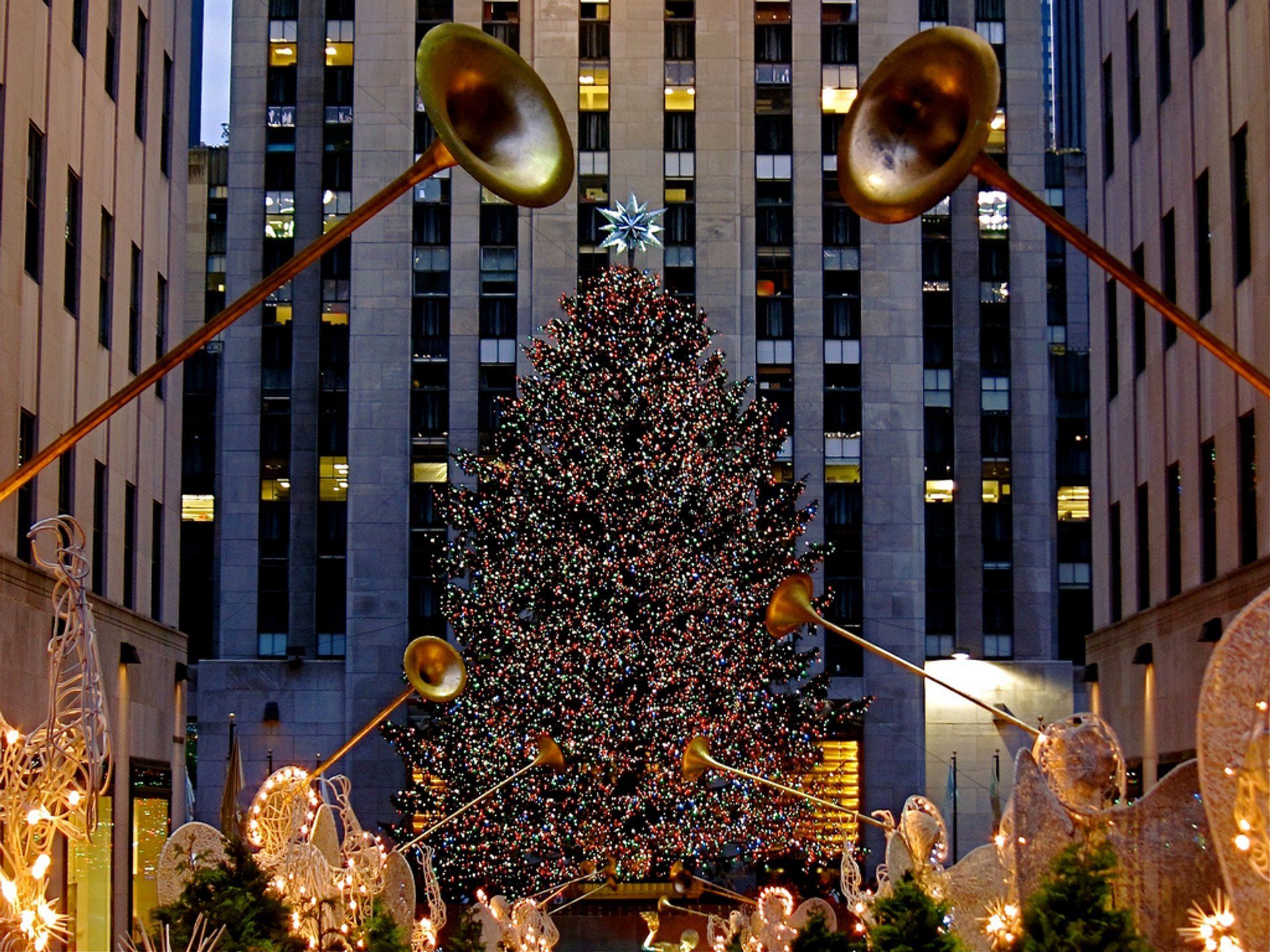 Rockefeller Center Christmas Tree 2020 2021 In New York
