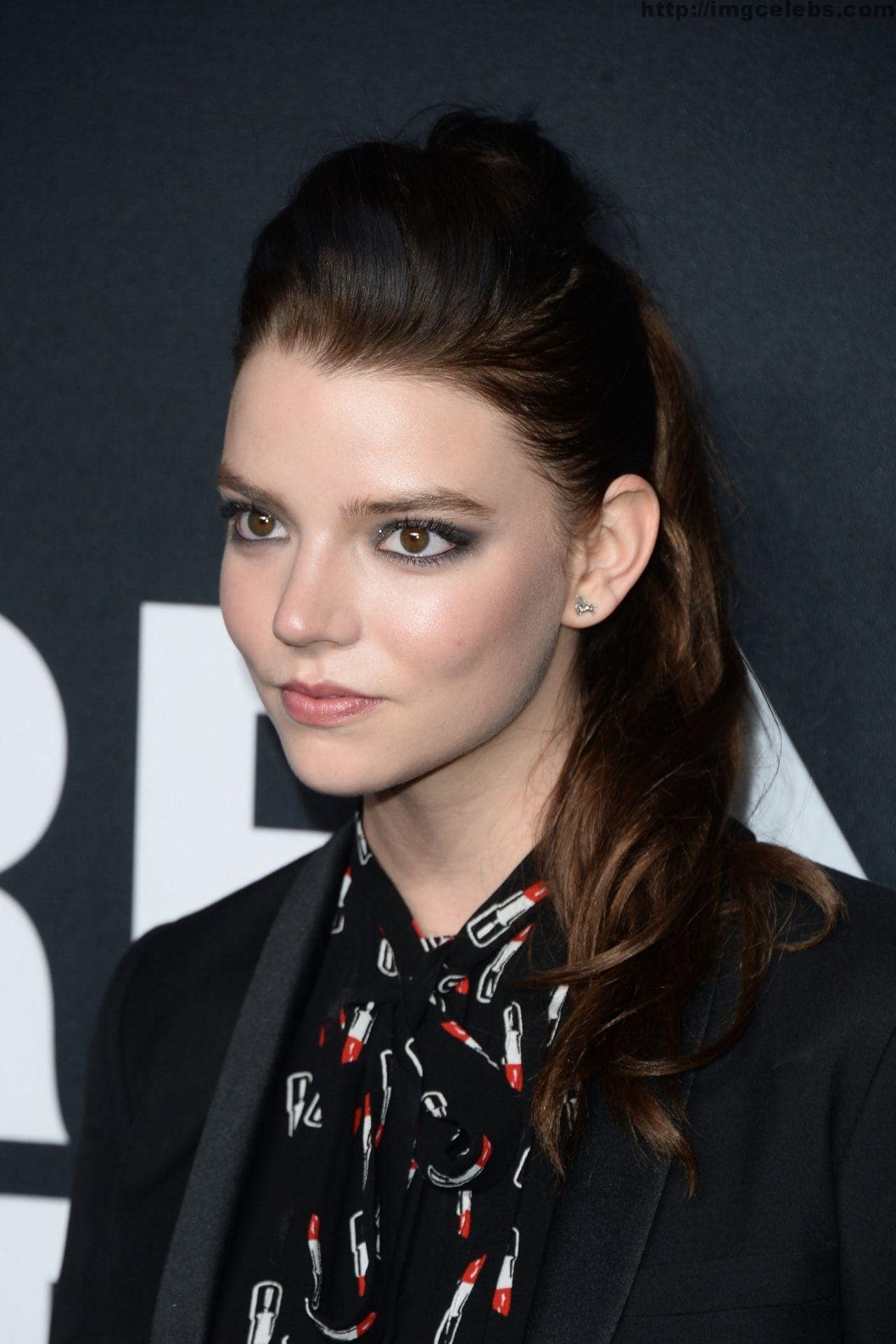 Anya Taylor Joy HD Wallpaperwallpaper.net