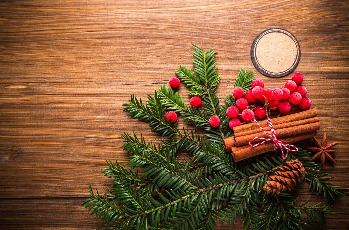 Free Christmas Background and Wallpaper