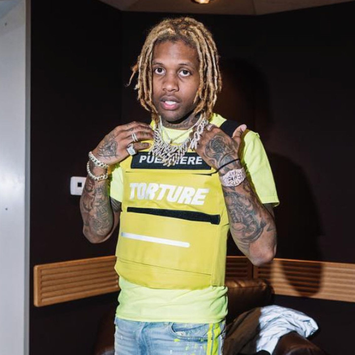 Lil Durk surrenders to police after releasing Turn Myself In song