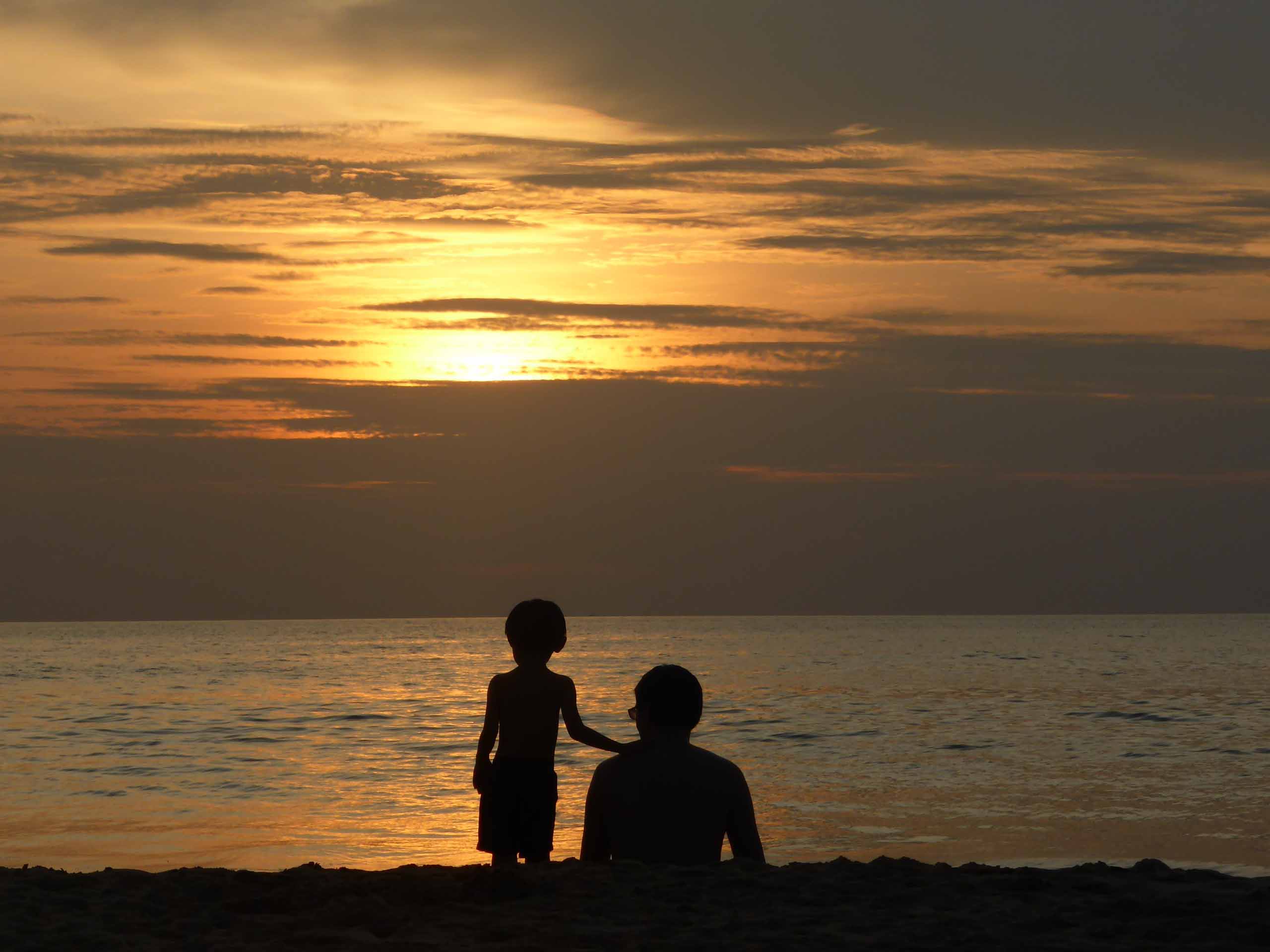 Father and Daughter Wallpaper