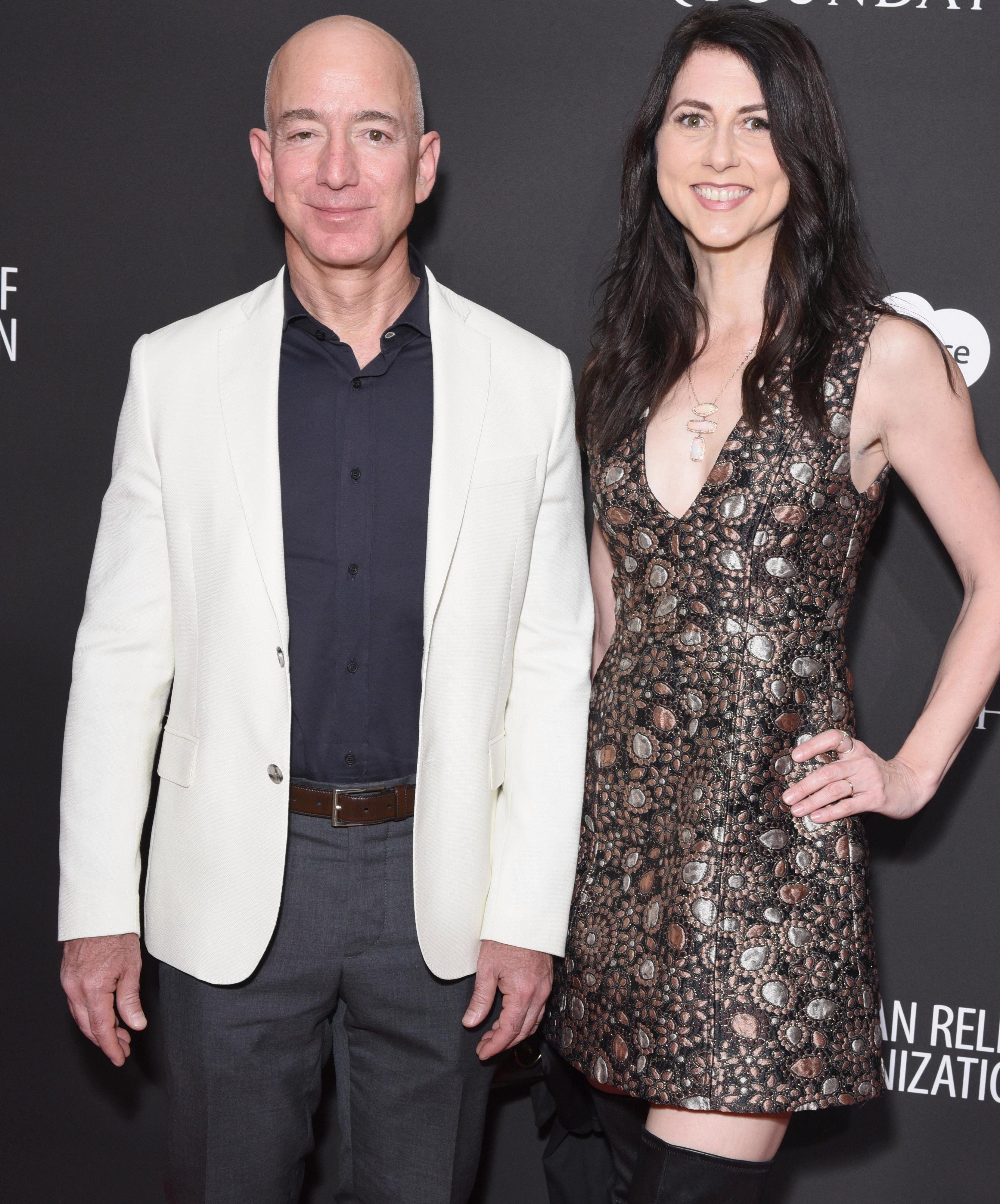 Jeff Bezos Sent X Rated Photo Of His 'big' Willy To Lauren Sanchez And Told Her 'I Won't Be Gentle', Mag Claims