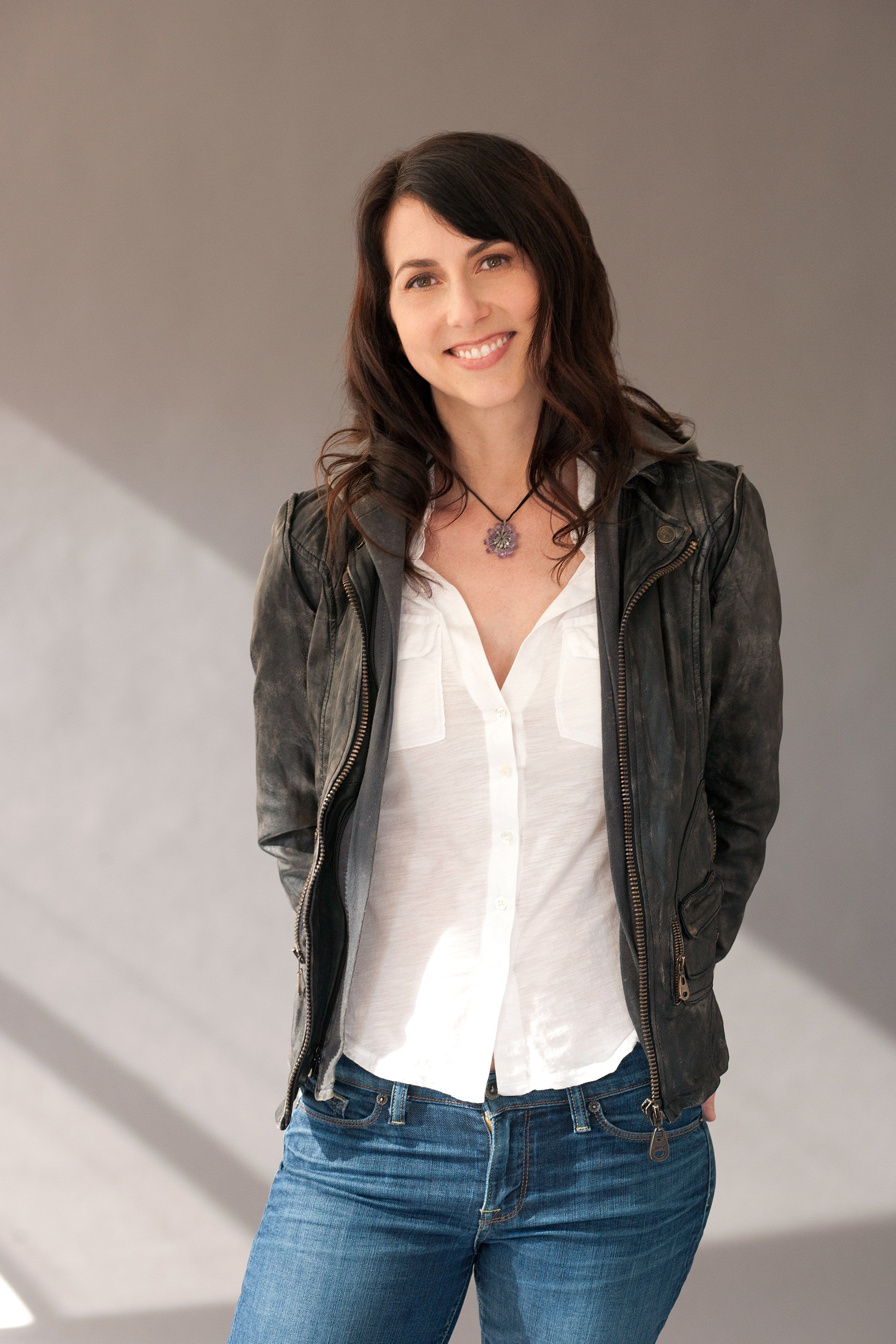 The Idealized, Introverted Wives of MacKenzie Bezos's Fiction. The New Yorker