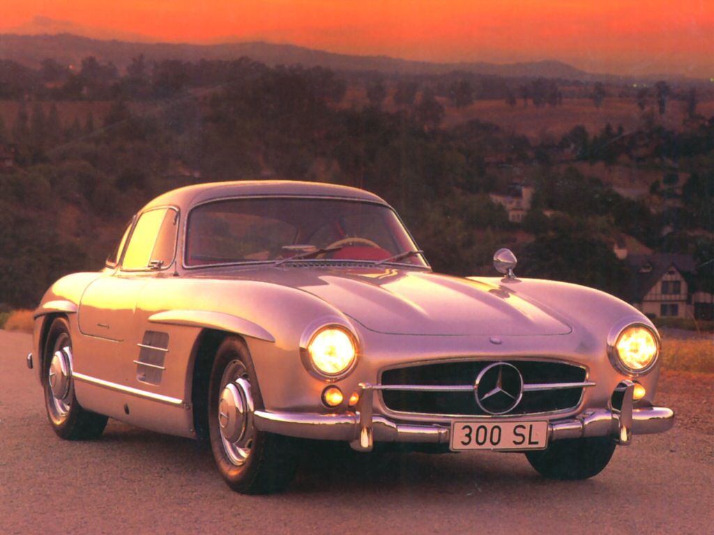 Mercedes Benz 300SL Gullwing Coupe At Dusk Silver Fvr