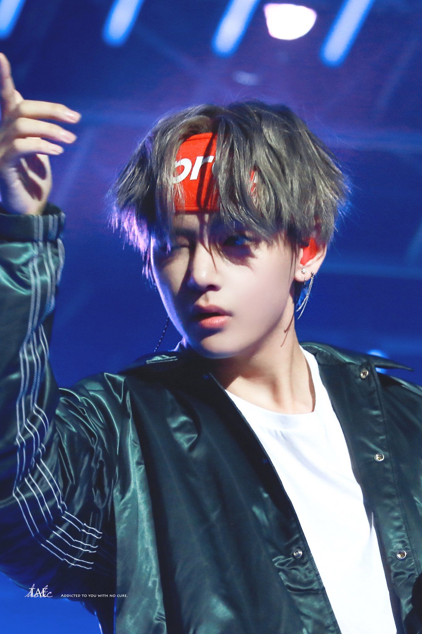 Bts V Live Wallpaper iPhone