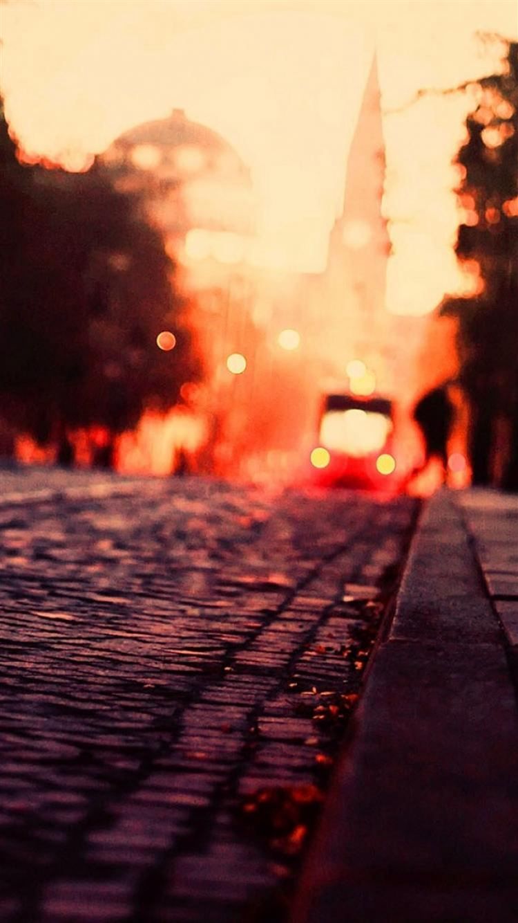 Nature Retro Vintage Blurry Night Street iPhone 8 Wallpaper Free Download