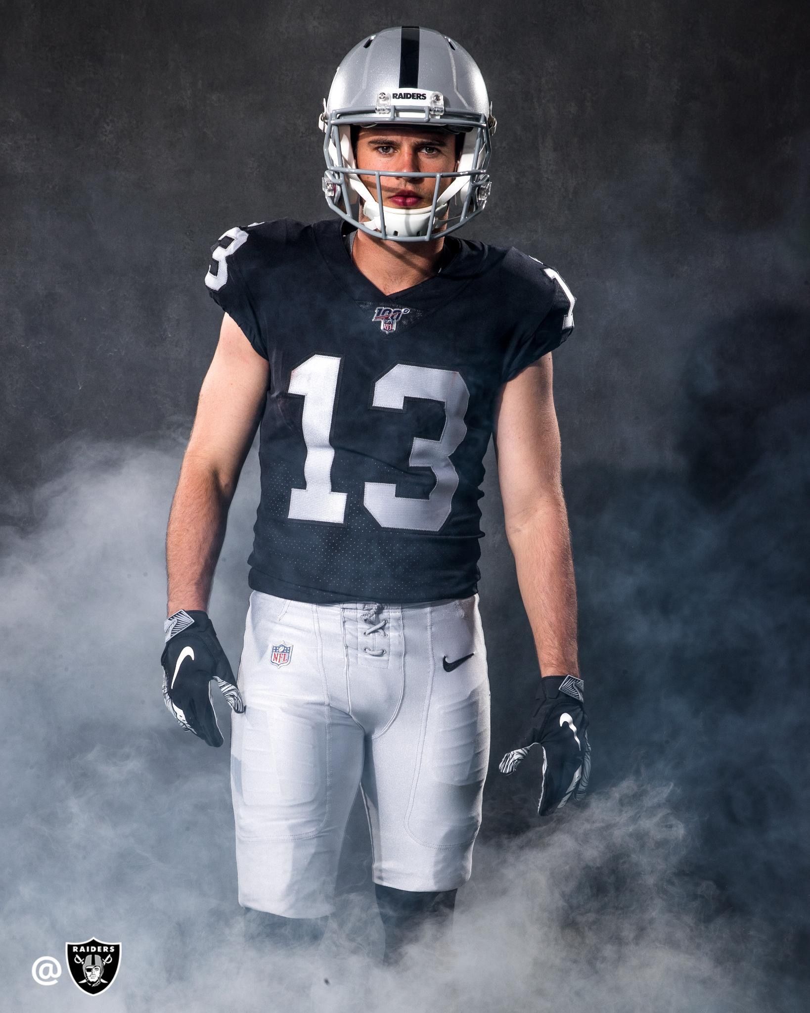 Download Las Vegas Raiders Hunter Renfrow Wallpaper