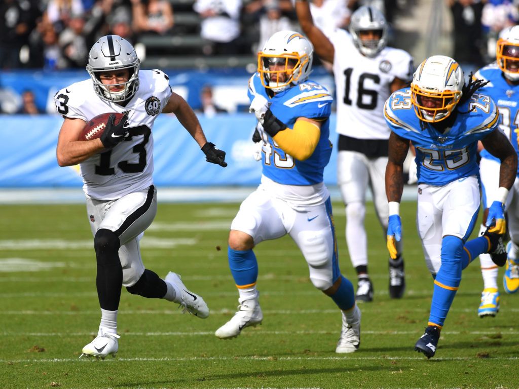 Hunter Renfrow keeps the Raiders in the playoff hunt