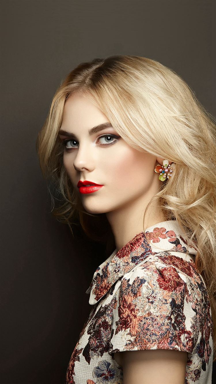 Beautiful Blonde Hair Woman Girl Model See iPhone 8 Wallpaper Free Download