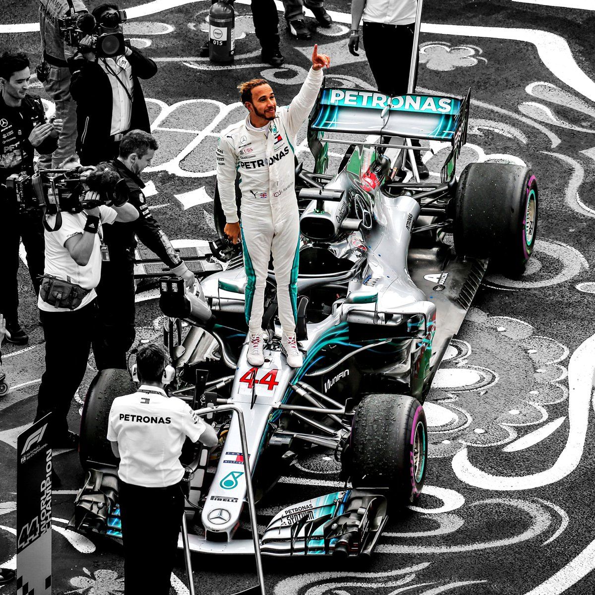 Lewis Hamilton F1 Championship 2020 Wallpapers Wallpaper Cave 