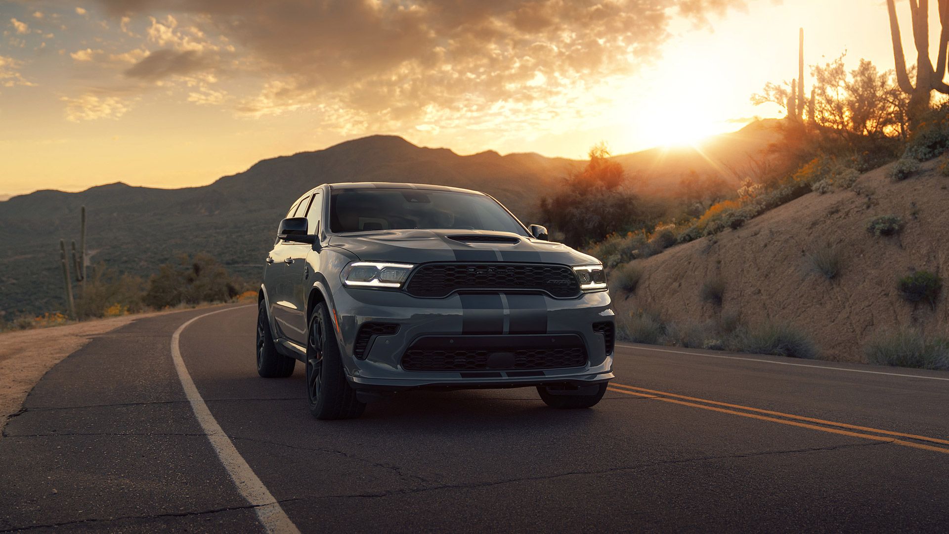 Dodge Durango SRT Hellcat Wallpaper, Specs & Videos