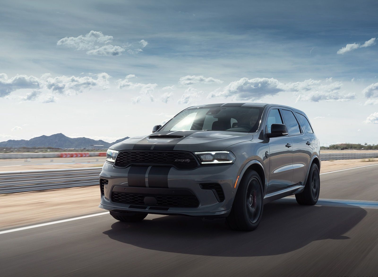 Dodge Durango SRT Hellcat Wallpaper (HD Image)