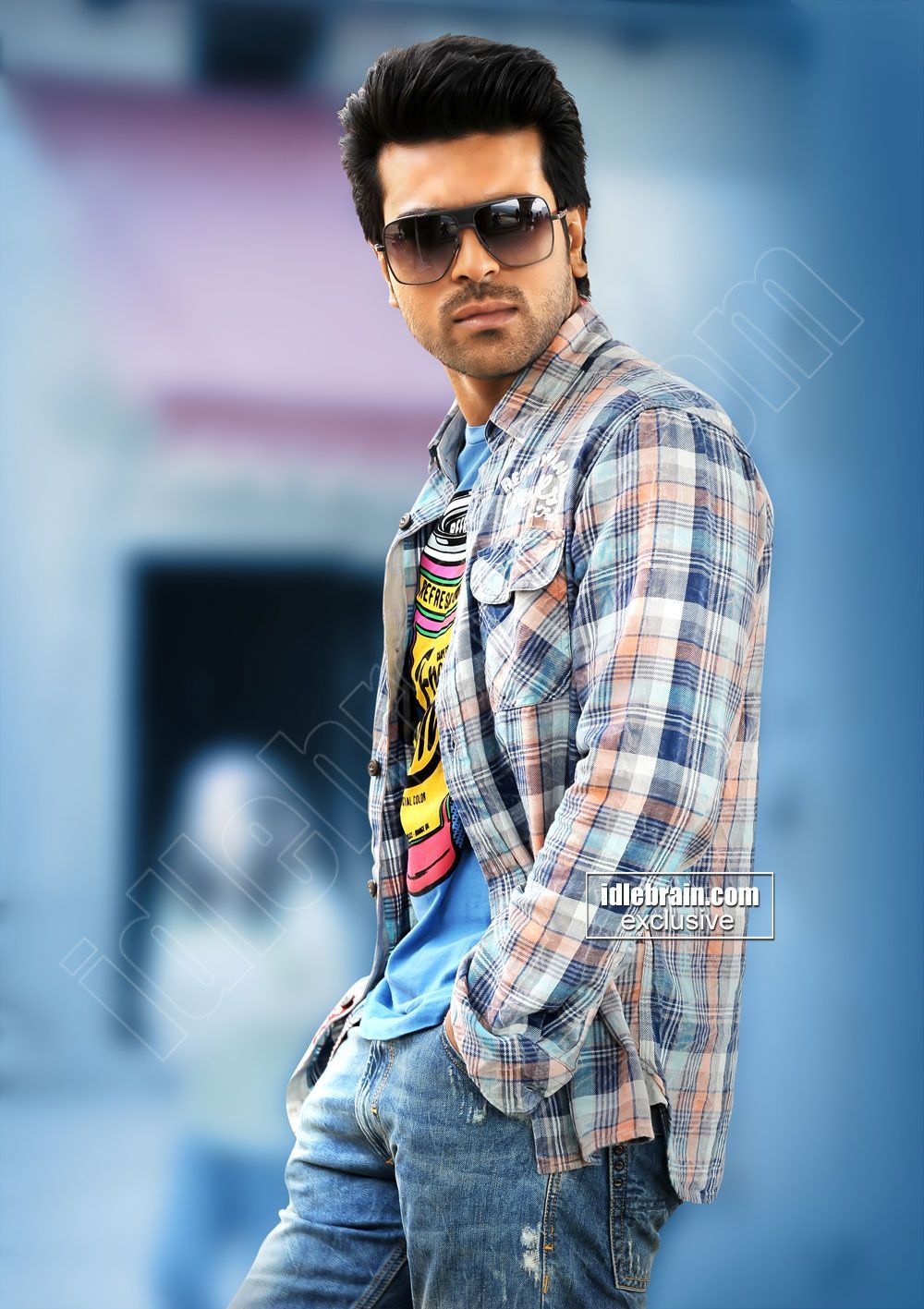 Naayak photo gallery cinema Charan Kajal Aggarwal & Amala Paul. Bollywood actors, Cute actors, Actor photo