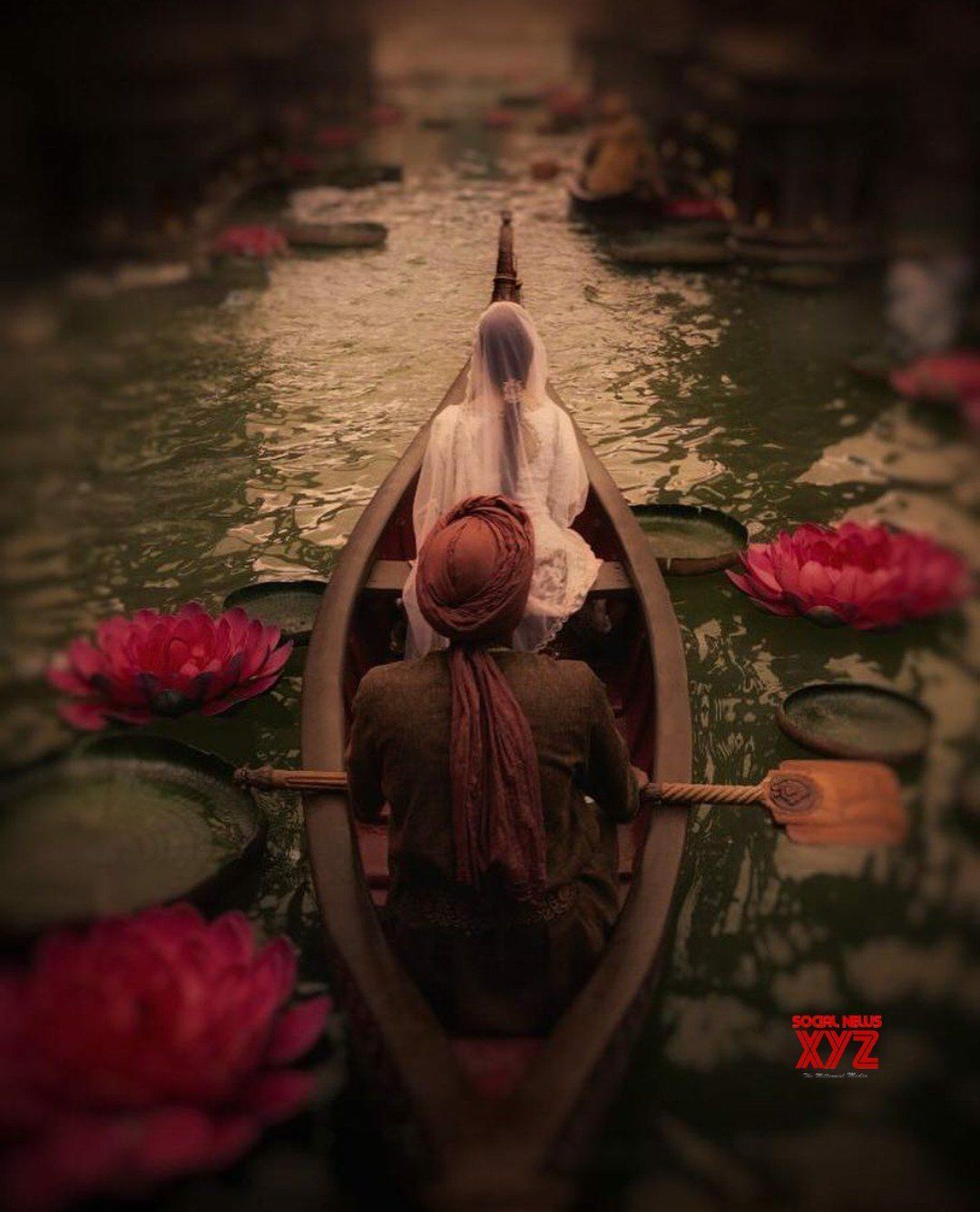 Karan Johar's Kalank Movie Pre Look Still. Alia and varun, Bollywood image, Movie wallpaper