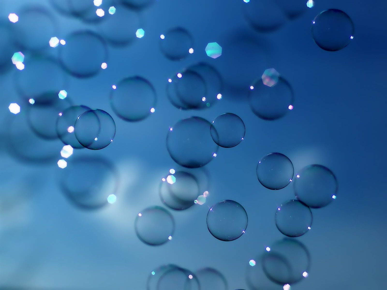 Desktop Background with bubbles. Its nice and light and it wouldn't inhibit any of the icons o. Desktop wallpaper art, Cool desktop background, Bubbles wallpaper