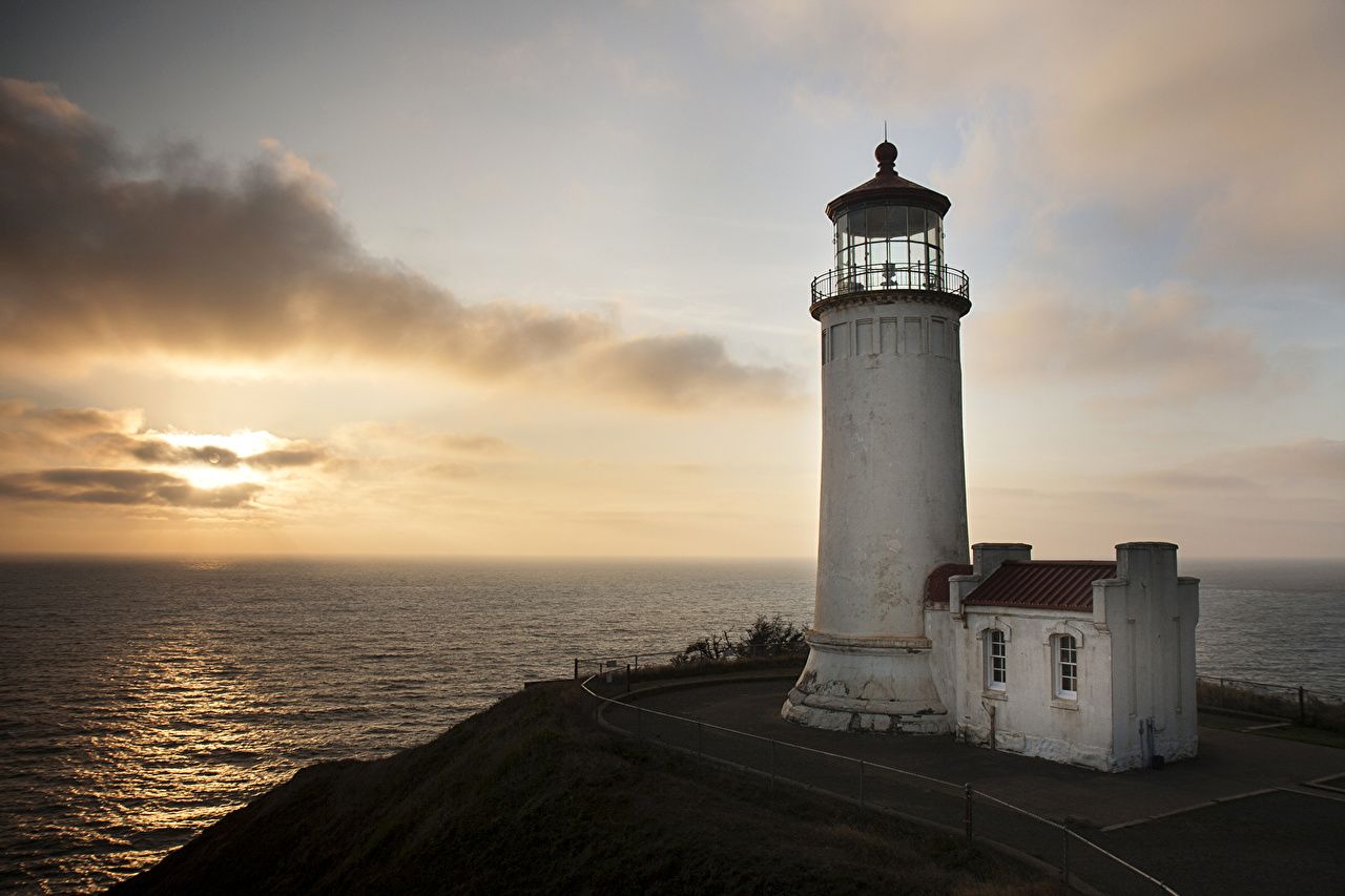 Desktop Wallpaper USA Cape Disappointment lighthouse Nature