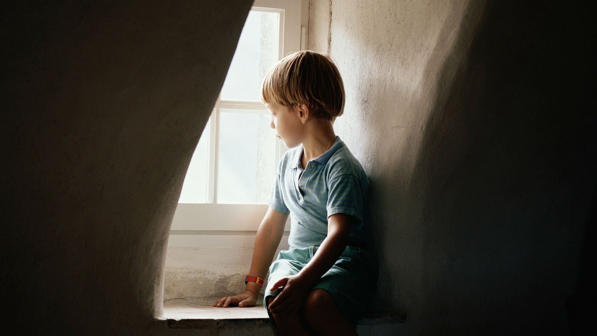 Lonely mood sad alone sadness emotion people loneliness Solitude window child children boy wallpaperx1080