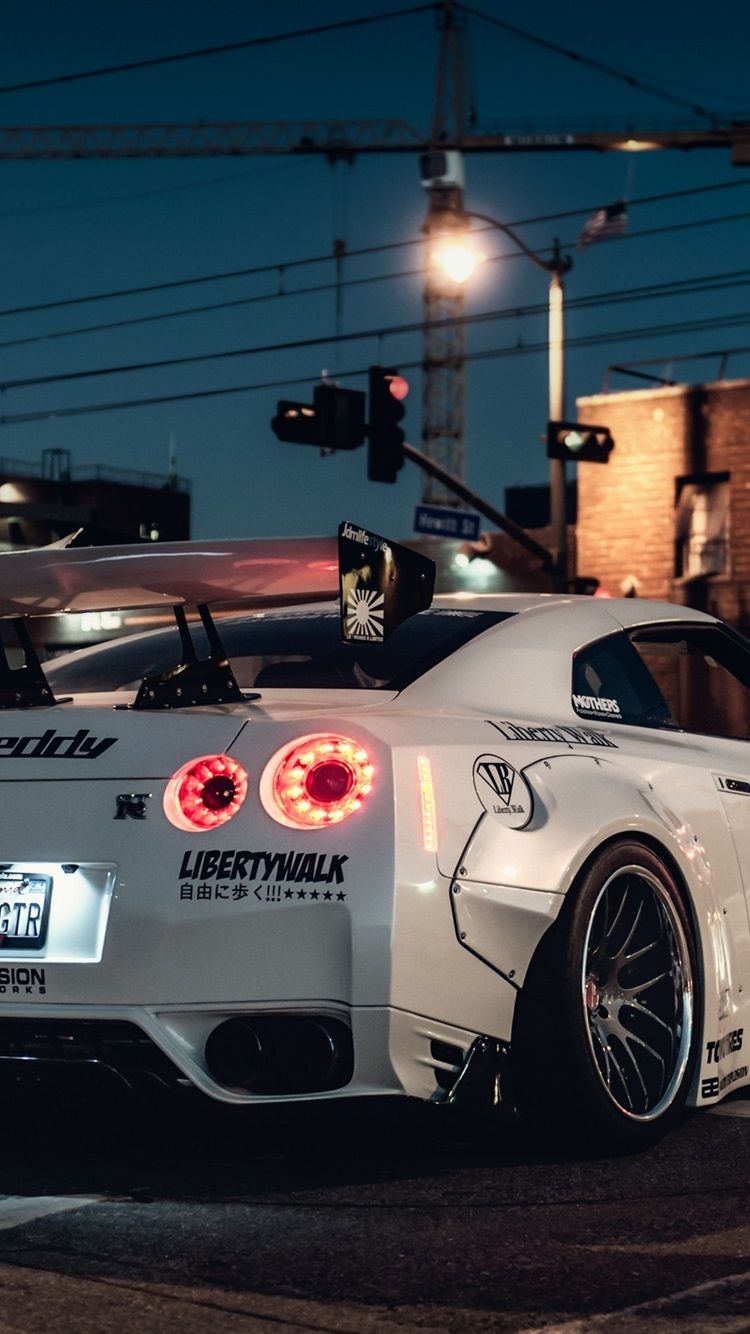 IPhone Wallpaper Nissan Gt R White Supercar Back View HD Wallpaper