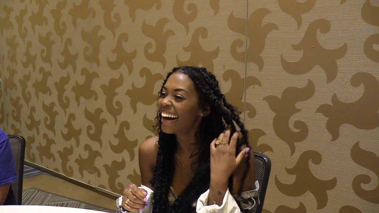 Nafessa Williams Says Grace Has Ghosted Anissa 2019 Lightning Season 3