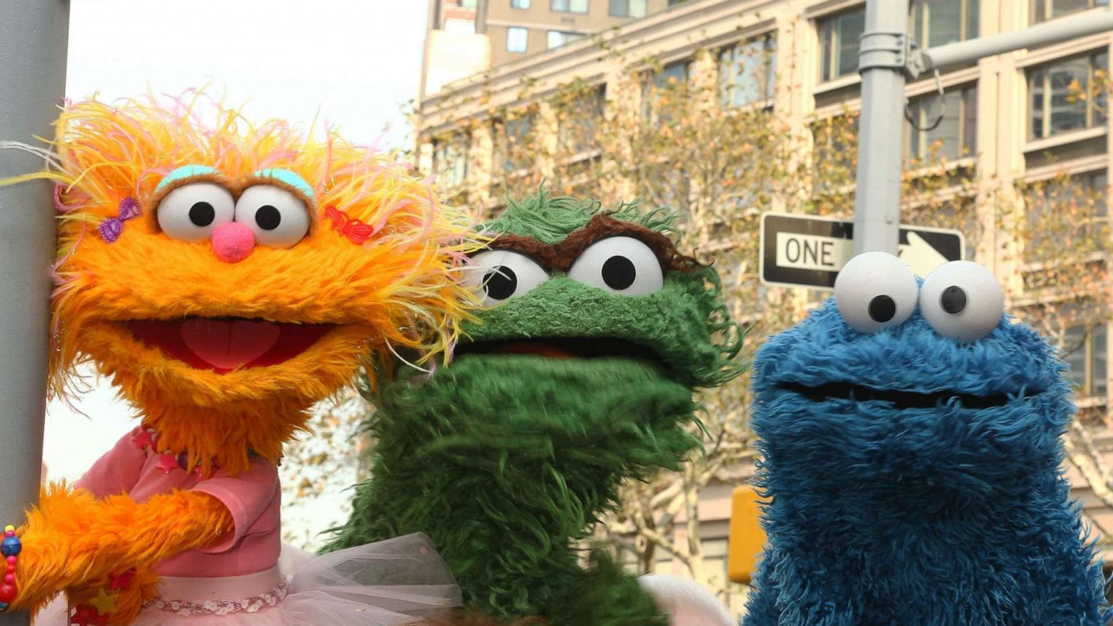 How 'Sesame Street' is helping kids feel connected during the pandemic