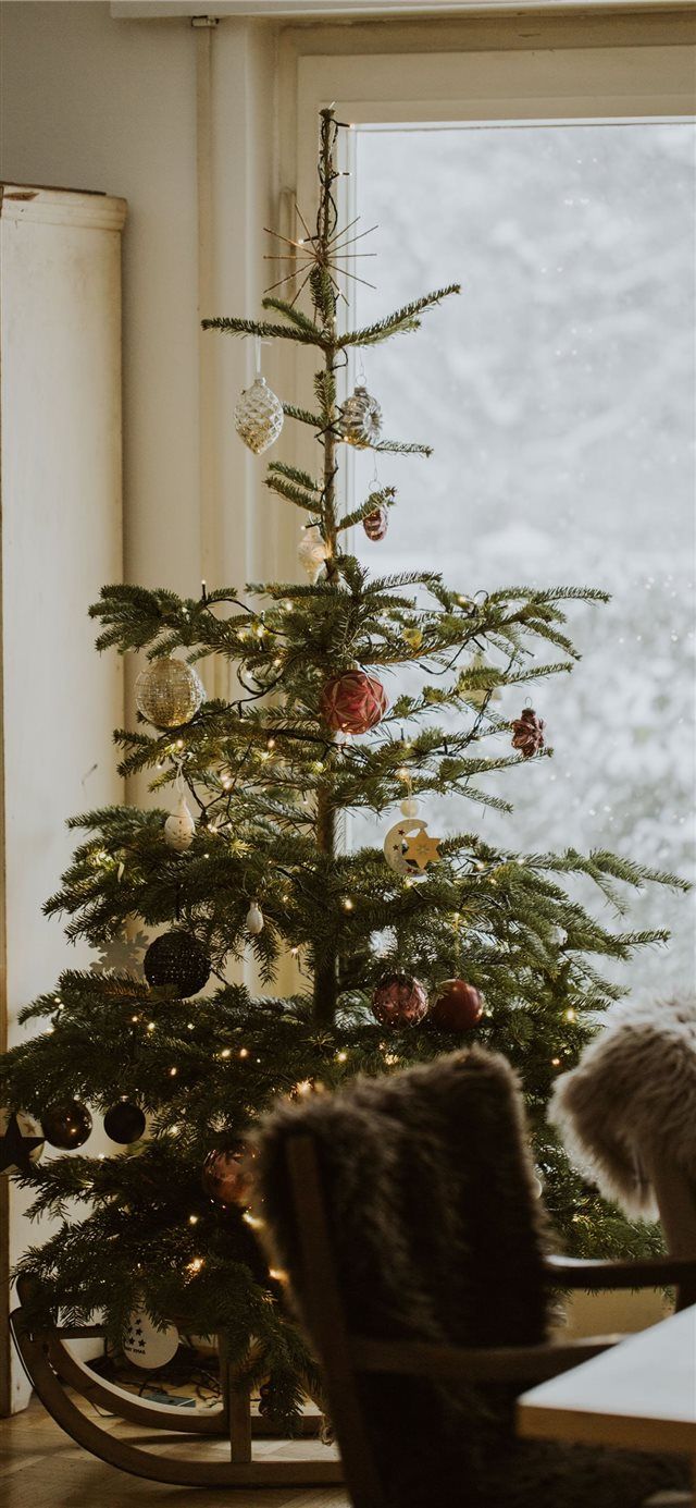christmas tree iPhone X Wallpaper Free Download