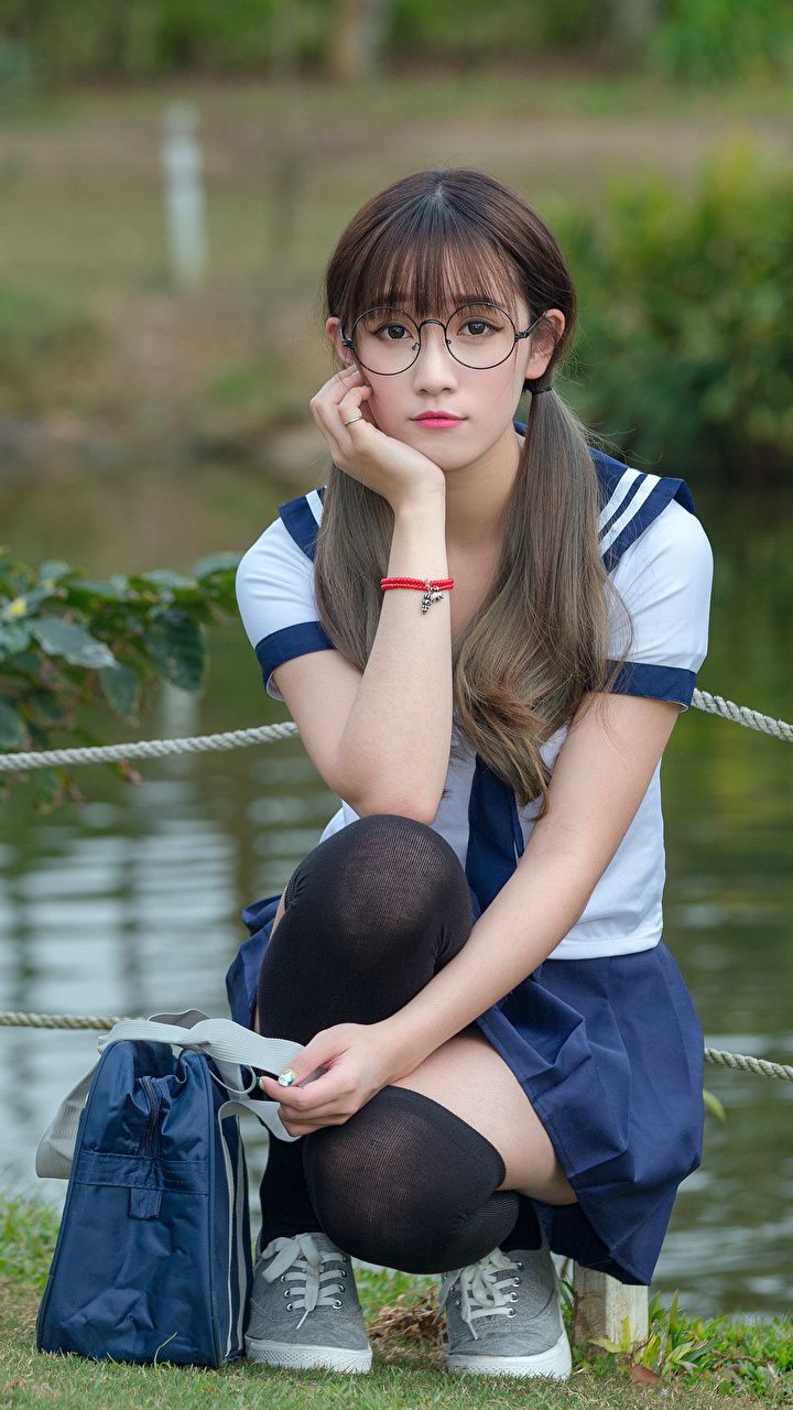 HD Cute Girl Wallpaper