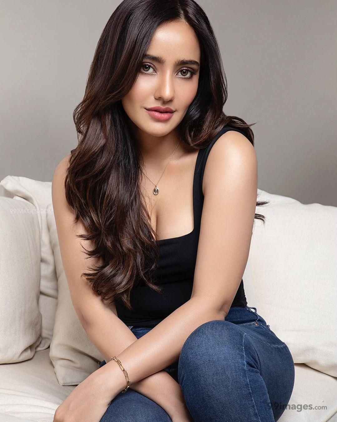 ✅ Neha Sharma Hot HD Photo & Mobile Wallpaper (1080p))