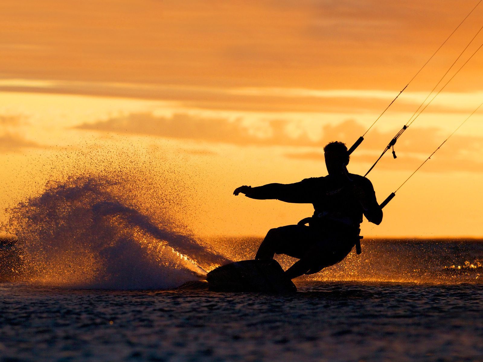 Kitesurfing Wallpaper. Kite surfing, Best kiteboarding, Kiteboarding