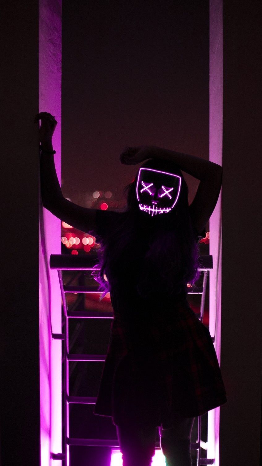 portrait photography. Girl iphone wallpaper, Girl photo poses, Graffiti wallpaper