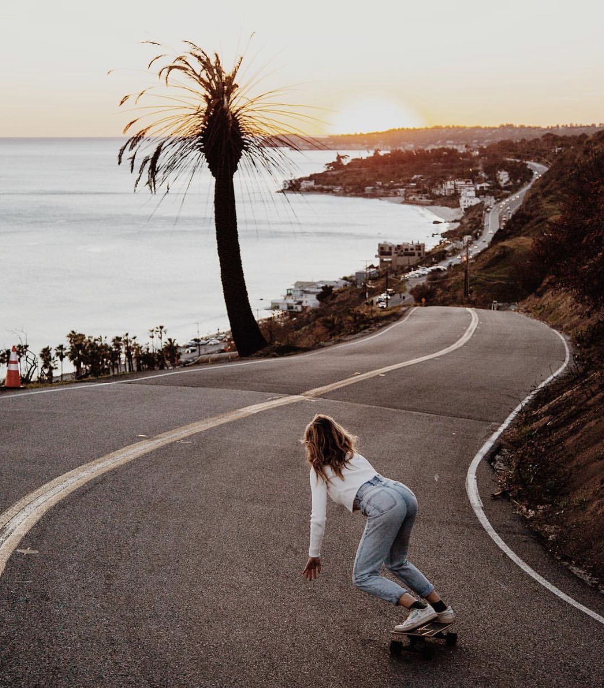 Learn to Skateboard with Girl Skate Crew in Venice Beach. Summer vibes adventure, Photo, Surfing