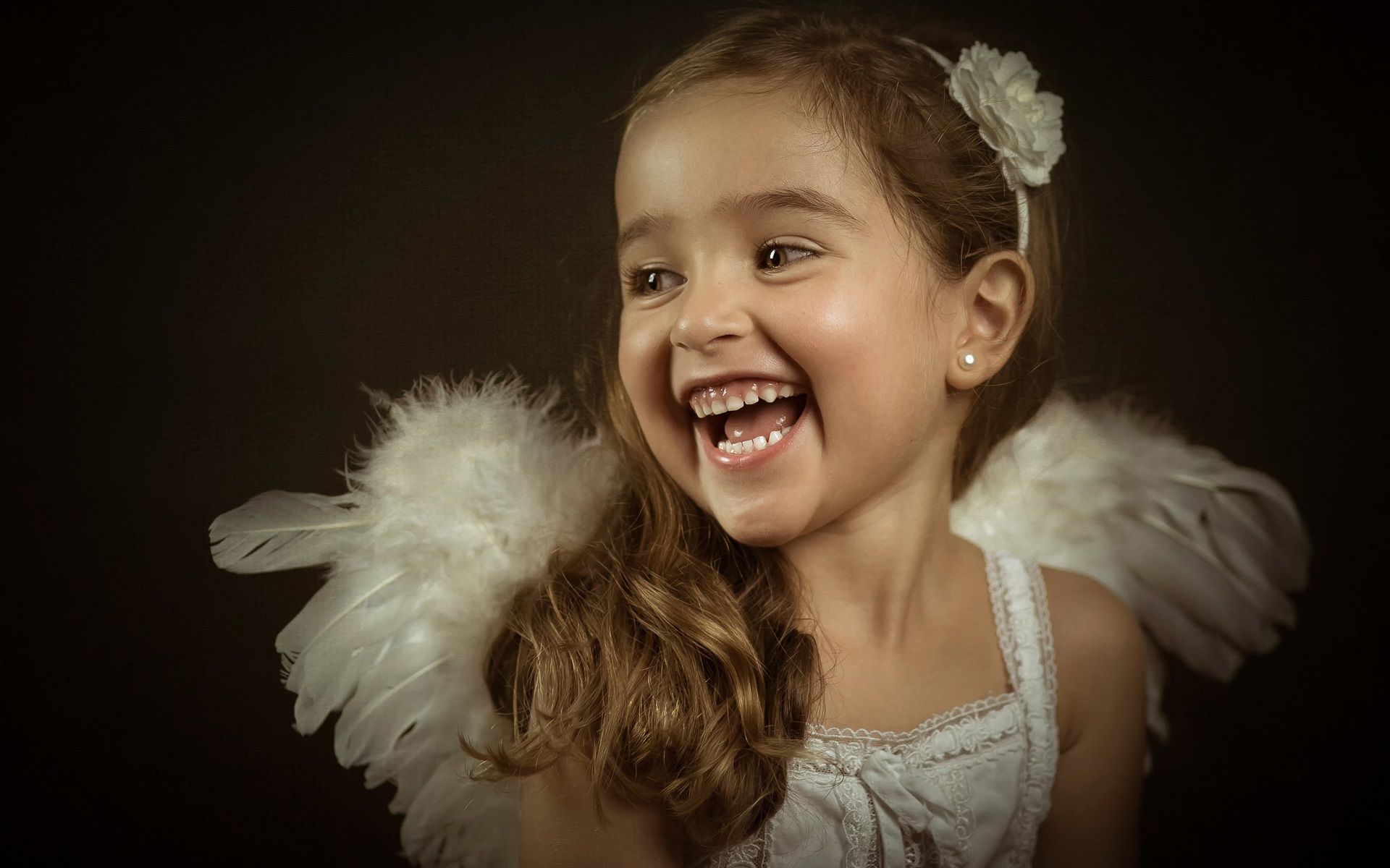 Little Angel, Cute Girl, Laughing, Portrait 640x1136 IPhone 5 5S 5C SE Wallpaper, Background, Picture, Image