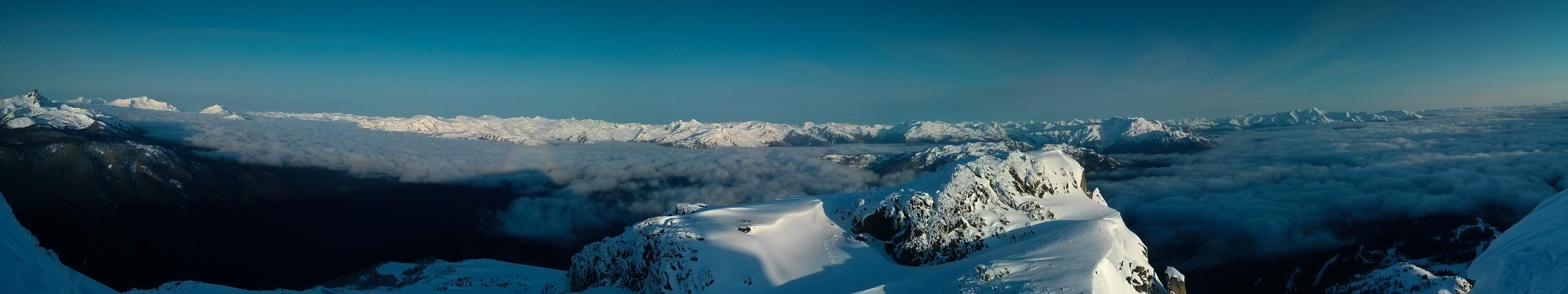 Mountain Landscape (x Post From EarthPorn)
