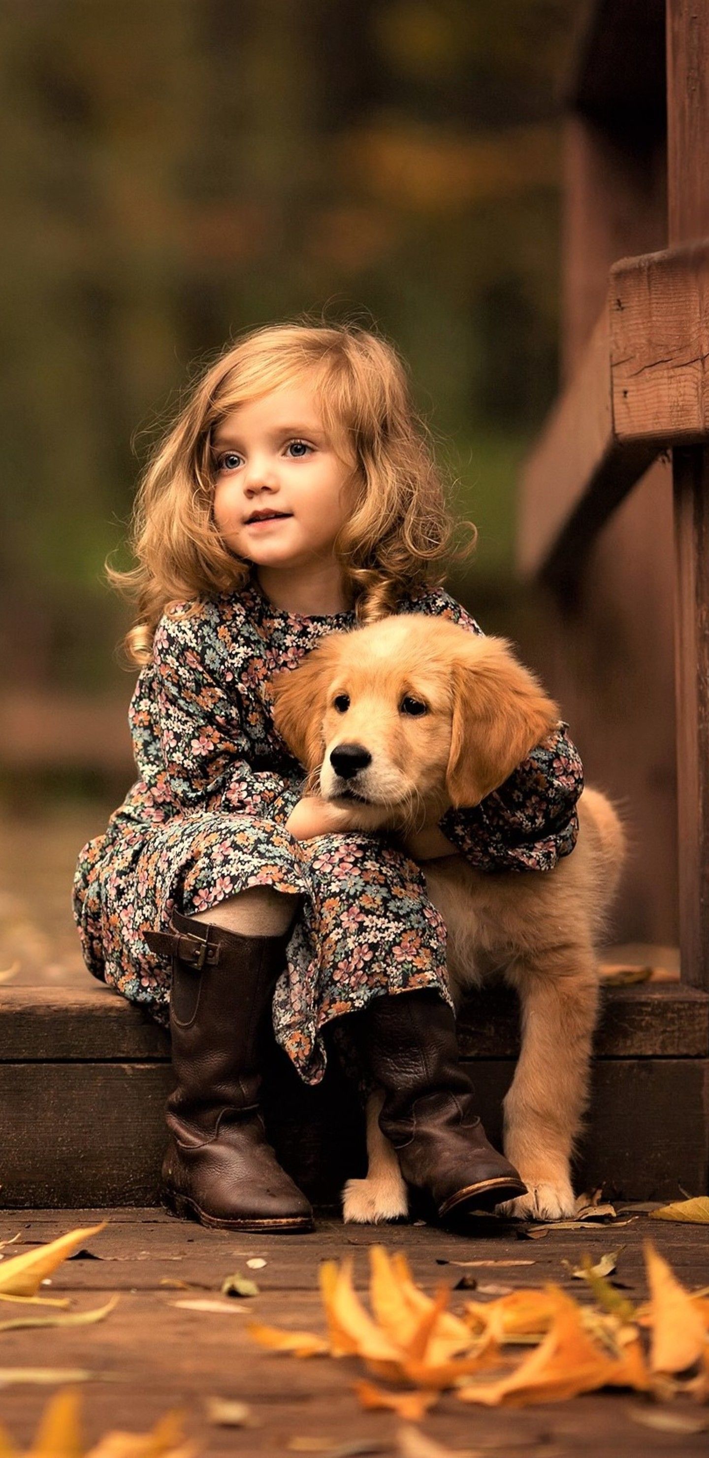 Little Girl With Golden Retriever Puppy In 1440x2960 Resolution. Retriever puppy, Golden retriever girl, Dogs golden retriever