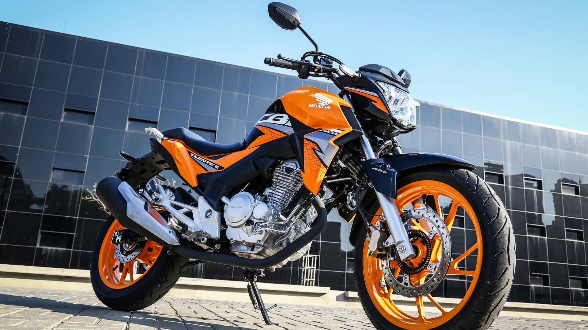 Honda CB Twister 2019.com Fotos