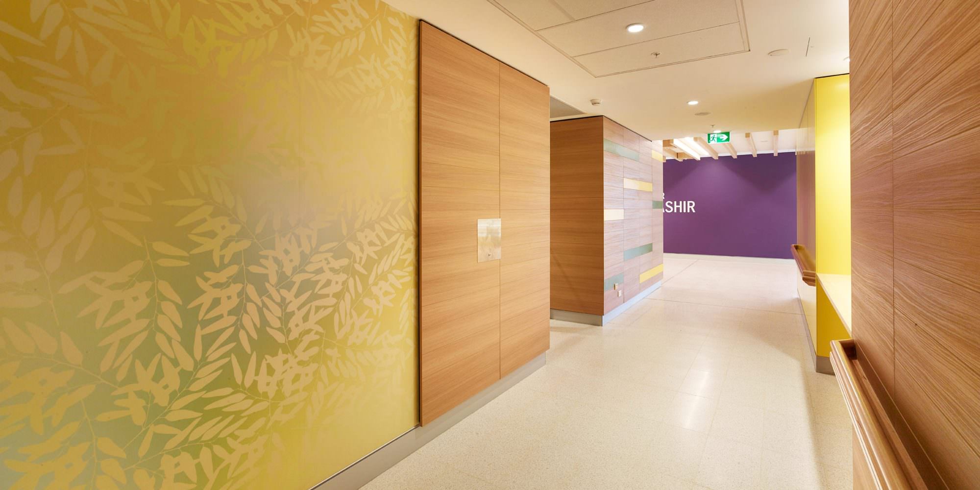 Design wallpaper in doctors' surgeries, hospitals and treatment facilities. Blog
