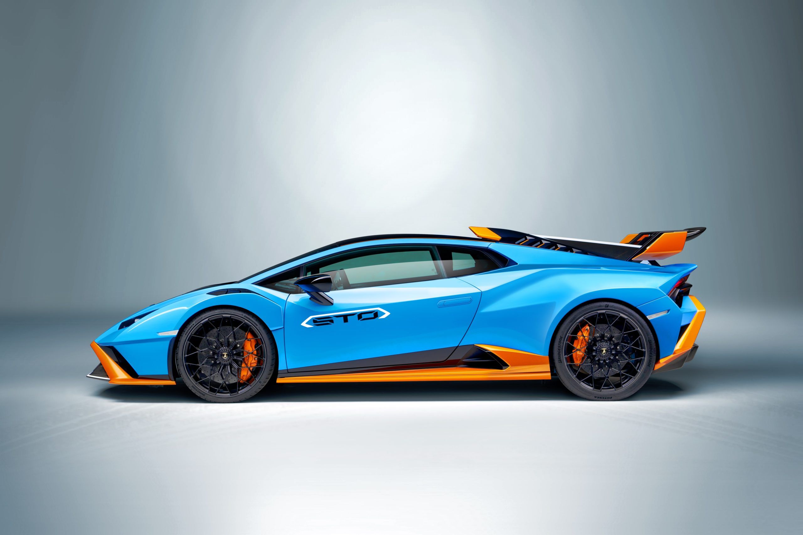 VROOM VROOM: Lamborghini Races Back on the Track with the New Huracán STO