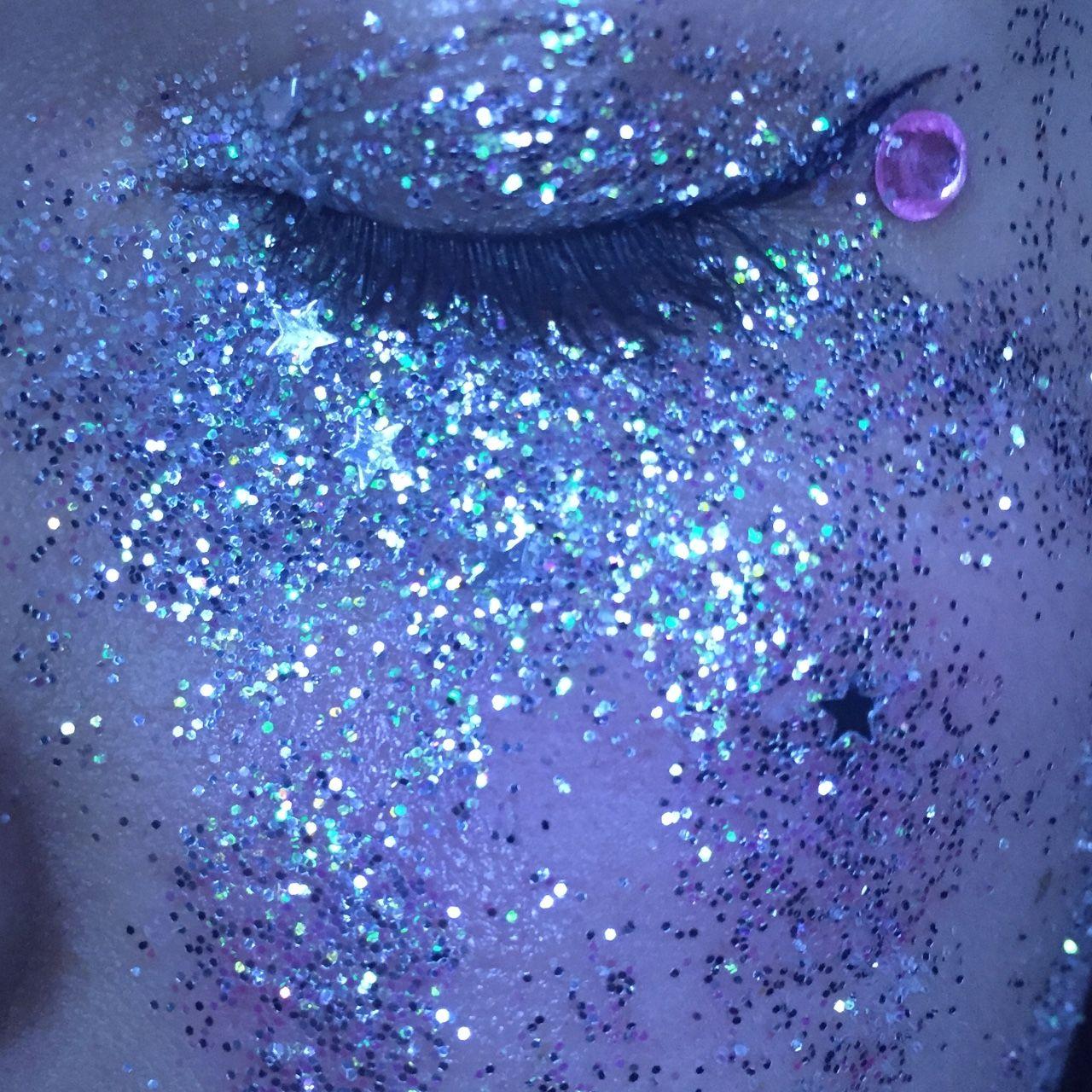 Featured image of post Pastel Blue Glitter Aesthetic