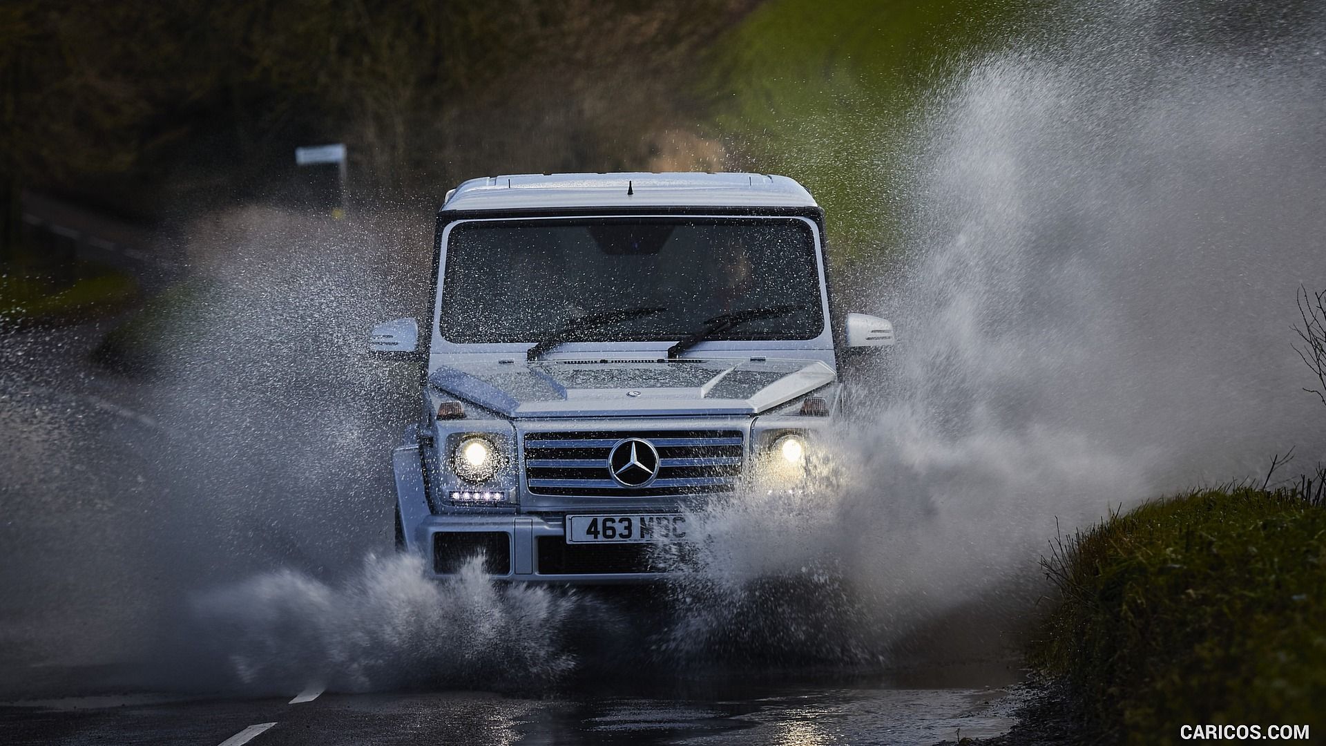 Mercedes Benz G Class G350d AMG Line (UK Version) Road. HD Wallpaper