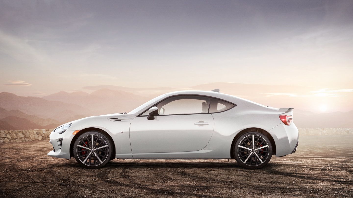 Toyota 86 Review, Release Date, Performance, Specs, Interiors, And Rivals Compared
