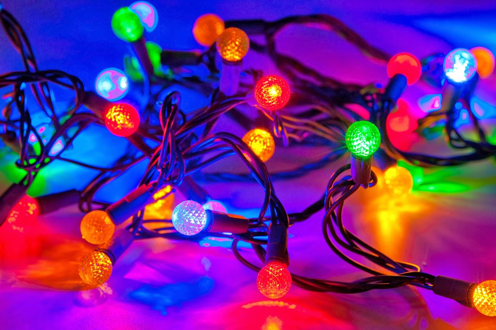 Christmas Lights Tumblr Background Wallpaper & Background Download