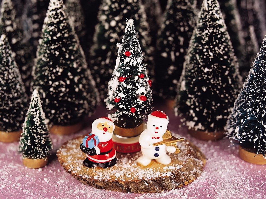 Free Santa Clause And Snowman Christmas Wallpaper Computer Desktop. Desktop Background